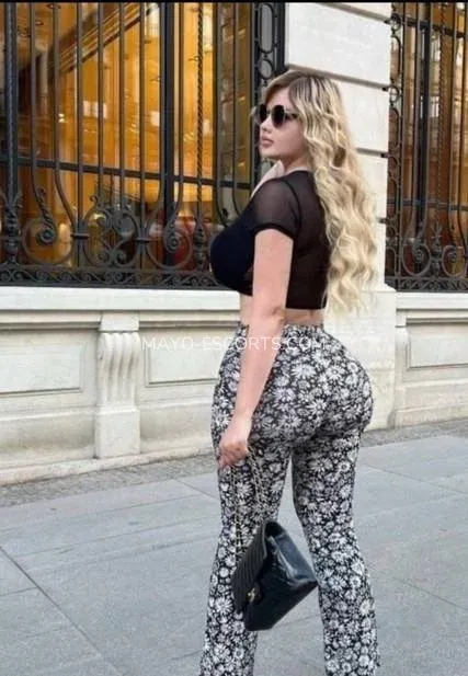 Mayo escorts Juana — 3
