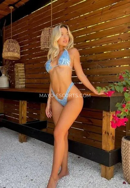 Mayo escorts Karolina — 1