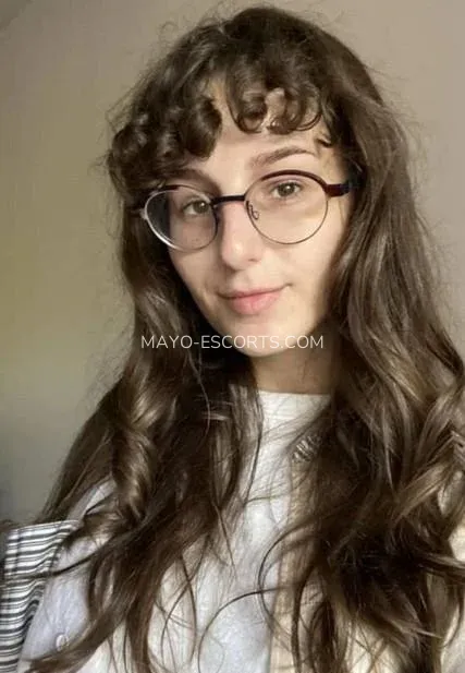 Mayo escorts Karin — 3