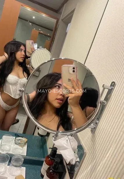 Mayo escorts Birgitta — 1