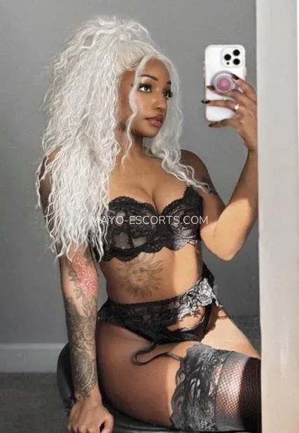 Mayo escorts Therese — 4