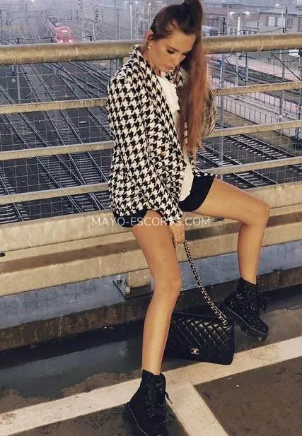 Mayo escorts Margaret — 5