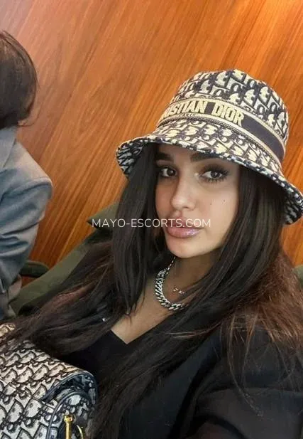 Mayo escorts Ariana — 3