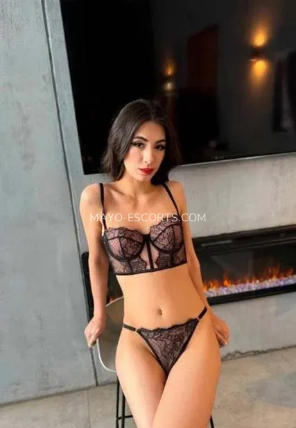 Mayo escorts Fernanda — 8