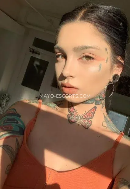 Mayo escorts Mckenzie — 1