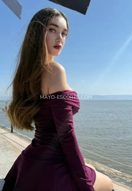 Mayo escorts Cristina — 5