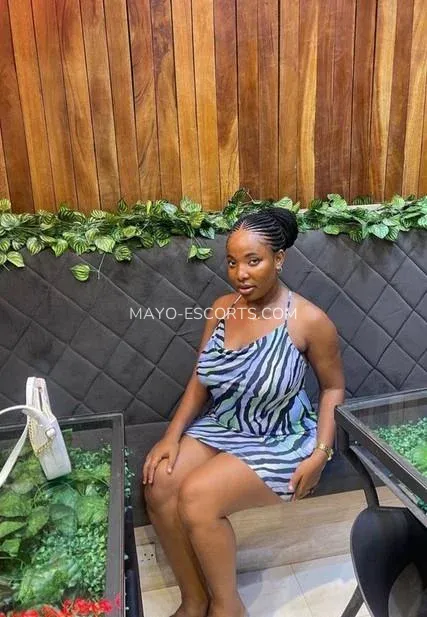 Mayo escorts Julianna — 1