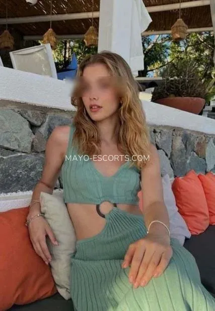 Mayo escorts Märta — 3