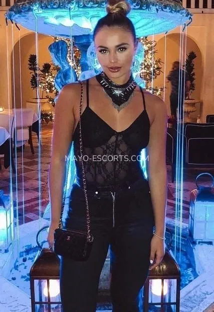 Mayo escorts Reese