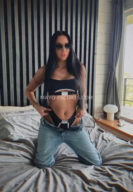 Mayo escorts Ciara — 5