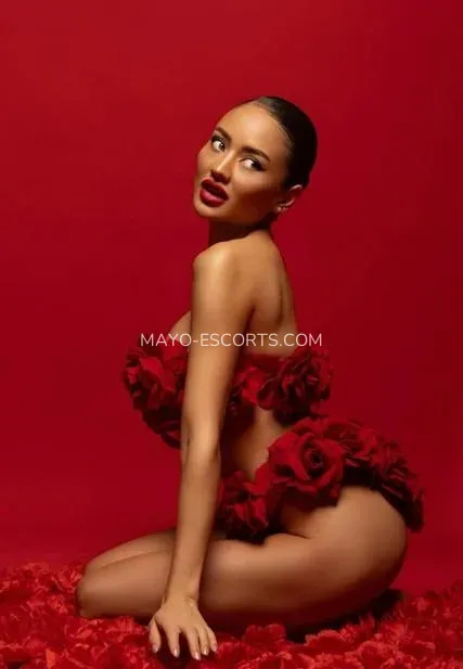 Mayo escorts Bailey — 6