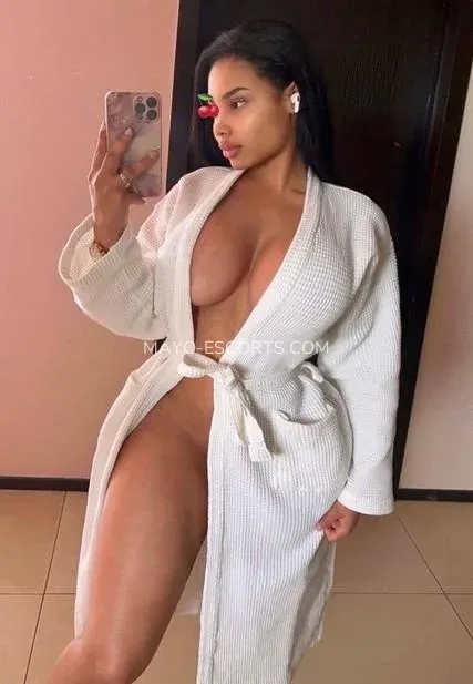 Mayo escorts Sandra — 1