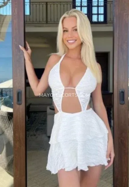 Mayo escorts Juliana — 3