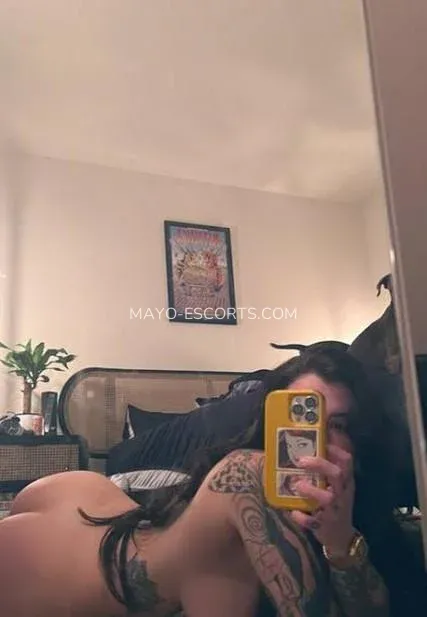 Mayo escorts Amalia — 1