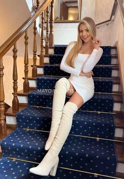 Mayo escorts Lydia — 1