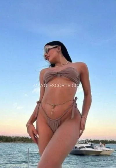 Mayo escorts Karolina — 3