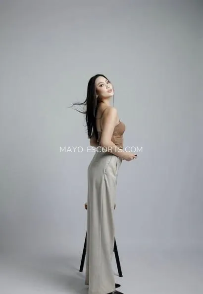 Mayo escorts Keira — 2