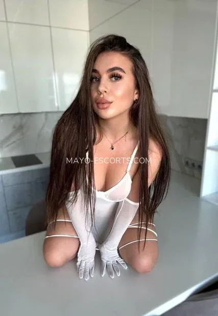 Mayo escorts Carly — 1