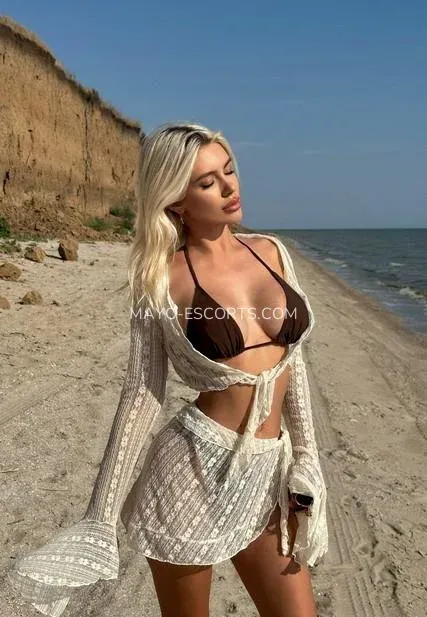 Mayo escorts Lillian — 10