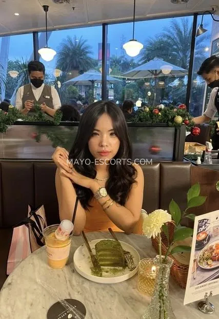 Mayo escorts Aaliyah — 2