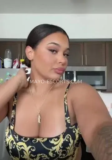 Mayo escorts Kelsey — 1