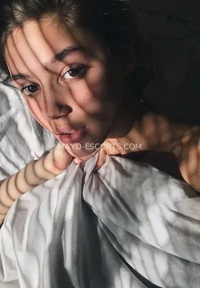 Mayo escorts Silvia — 5