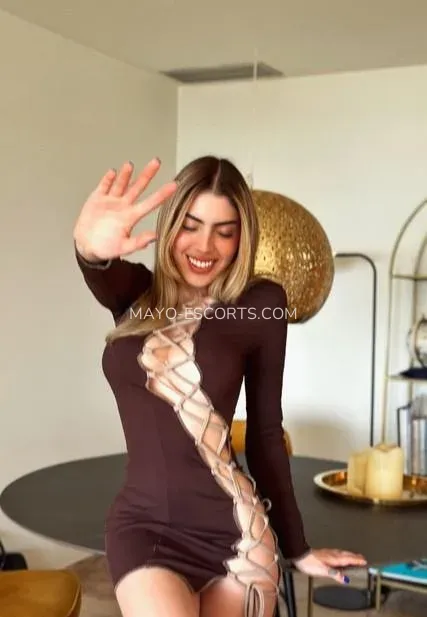 Mayo escorts Madeleine — 5