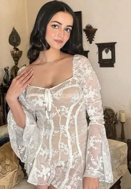 Mayo escorts Katie — 4
