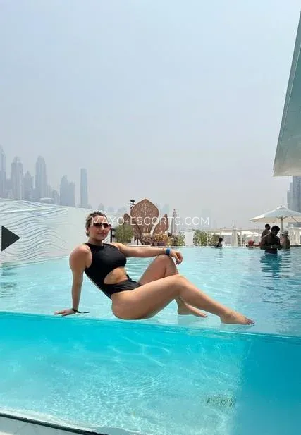 Mayo escorts Caliope — 5