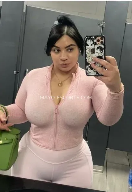 Mayo escorts Linda — 1