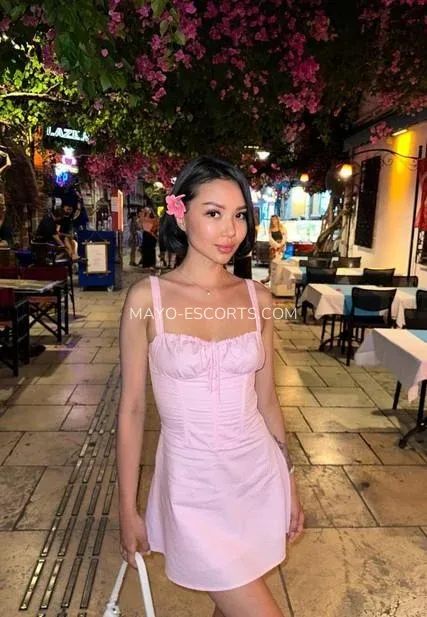 Mayo escorts Nathalie — 1