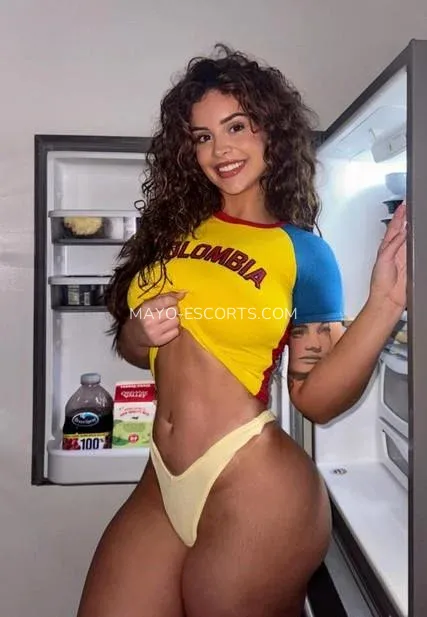 Mayo escorts Kelsey — 1