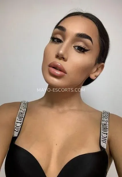 Mayo escorts Karolina — 3