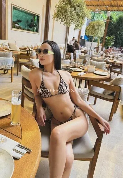Mayo escorts Angelina — 1