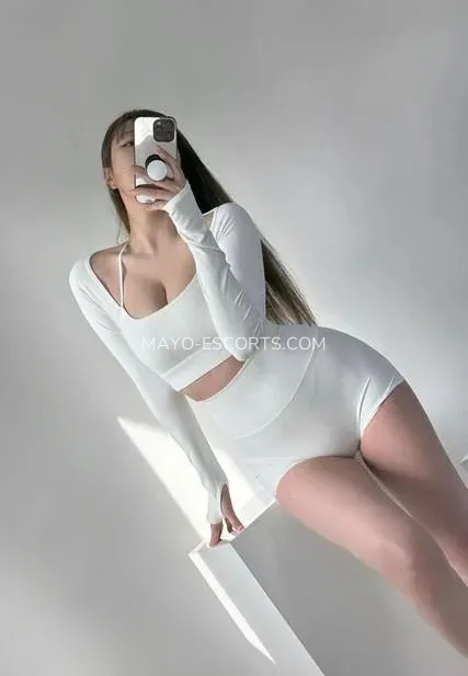 Mayo escorts Karla — 4