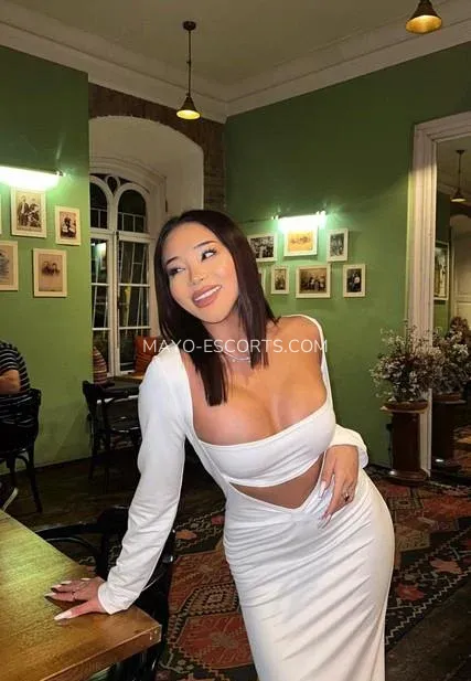 Mayo escorts Silvia — 6