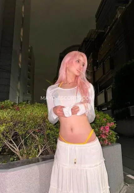 Mayo escorts Atocha — 3