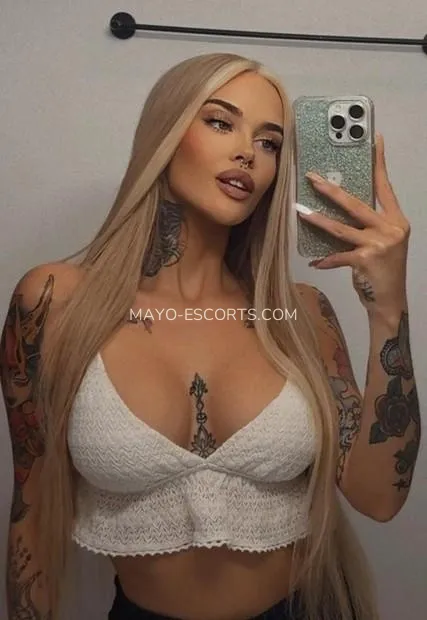 Mayo escorts Emelie — 2