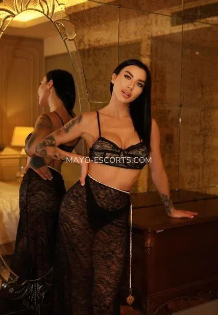Mayo escorts Eva — 1