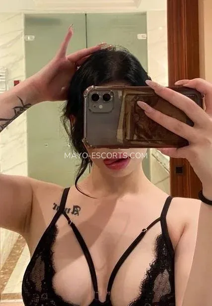 Mayo escorts Riley — 4