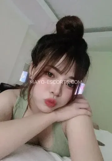 Mayo escorts Helen — 1