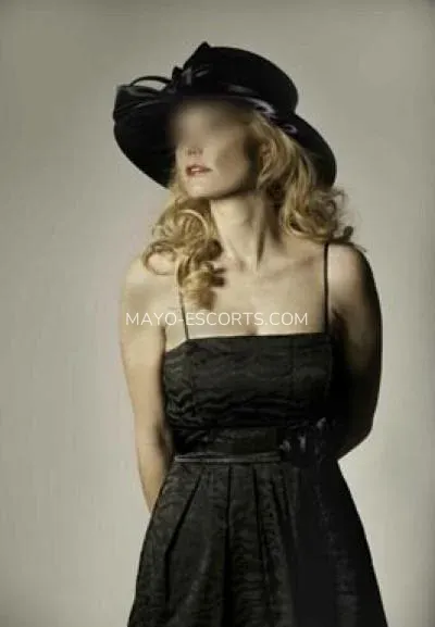 Mayo escorts Karolina — 3