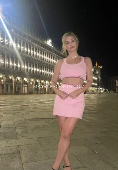 Mayo escorts Adela — 1