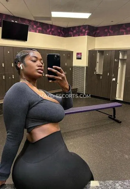 Mayo escorts Constanza — 7