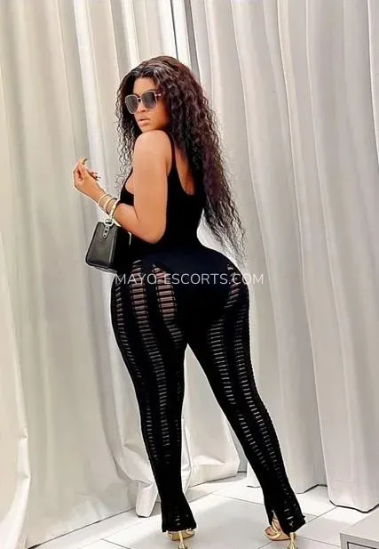 Mayo escorts Mona — 4