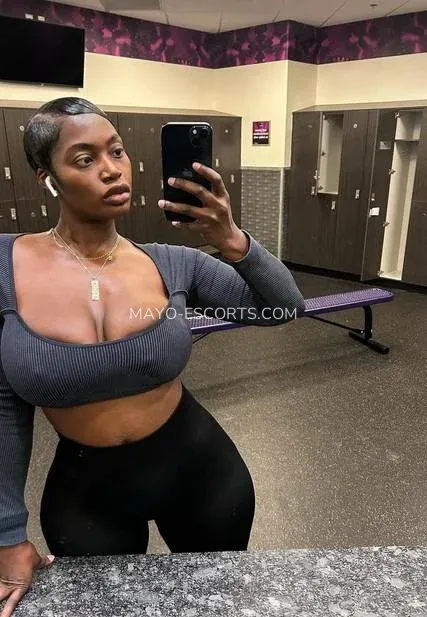 Mayo escorts Constanza — 9