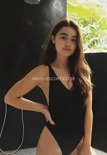 Mayo escorts Emilia — 4