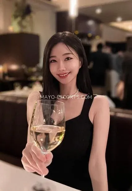 Mayo escorts Helena — 1