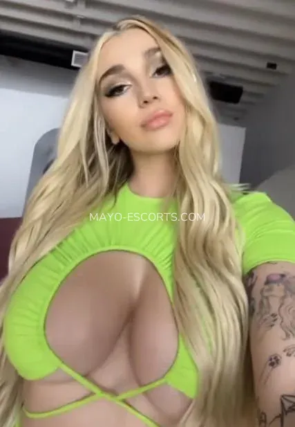 Mayo escorts Josefin — 1
