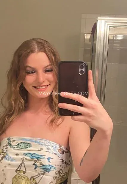 Mayo escorts Miranda — 3